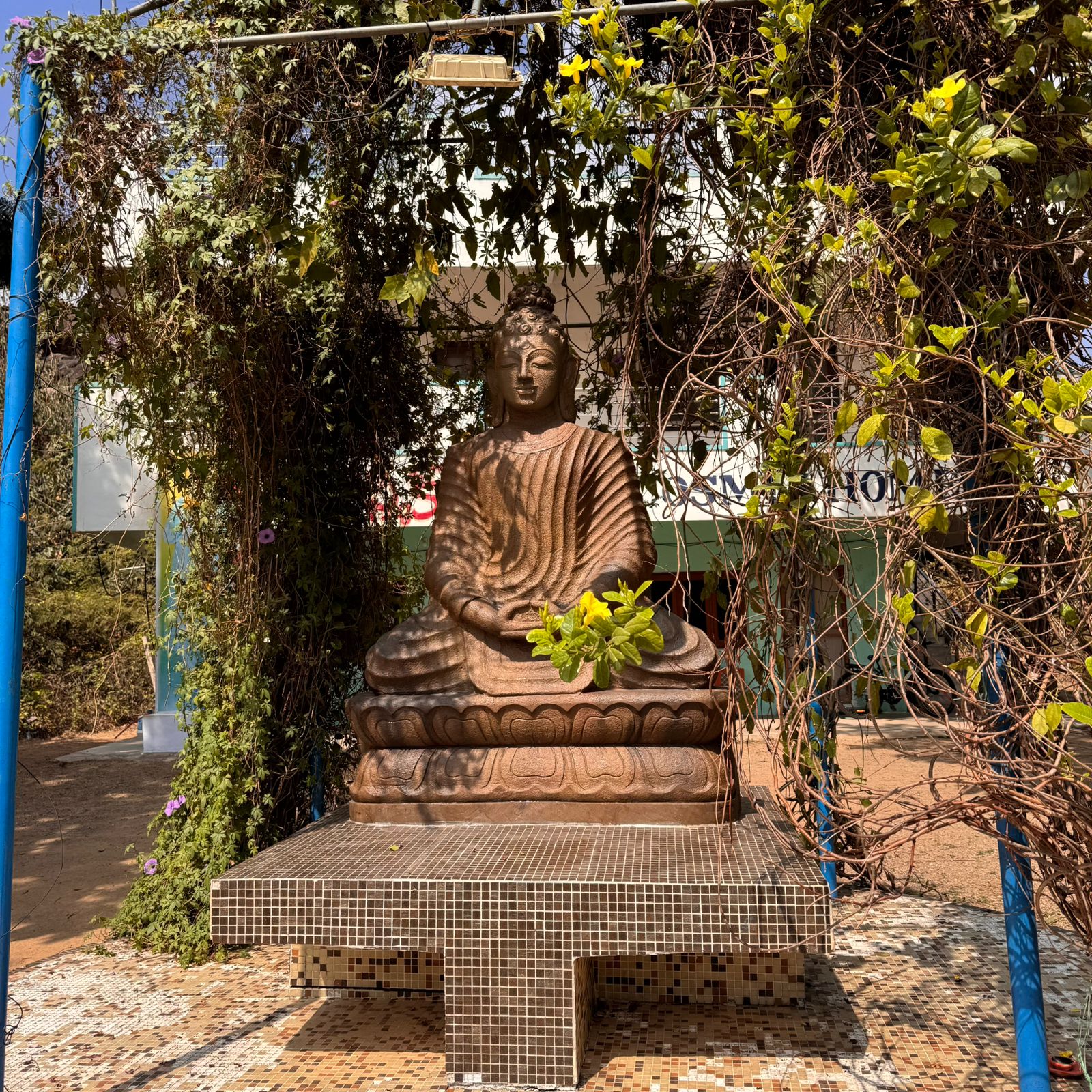 Gauthama Buddha 2